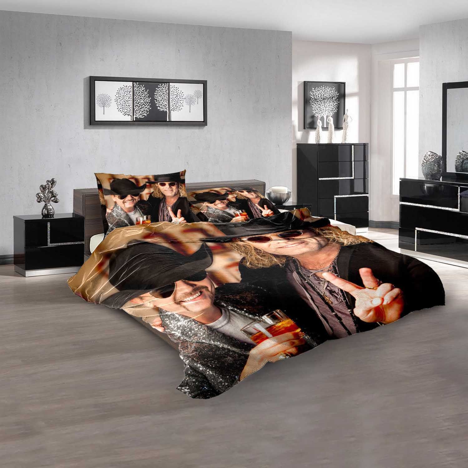 Famous Person Big & Rich V Bedding Sets