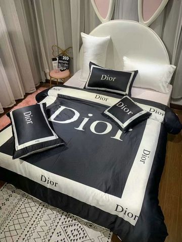 Dior Black White 4 Bedding Sets Duvet Cover Sheet Cover Pillow Cases Luxury Bedroom Sets