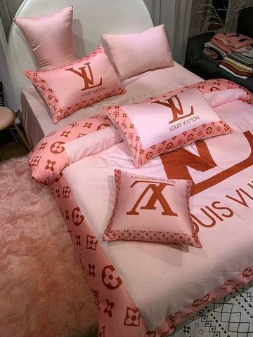 Louis Vuiton Pink Cute 11 Bedding Sets Duvet Cover Sheet Cover Pillow Cases Luxury Bedroom Sets