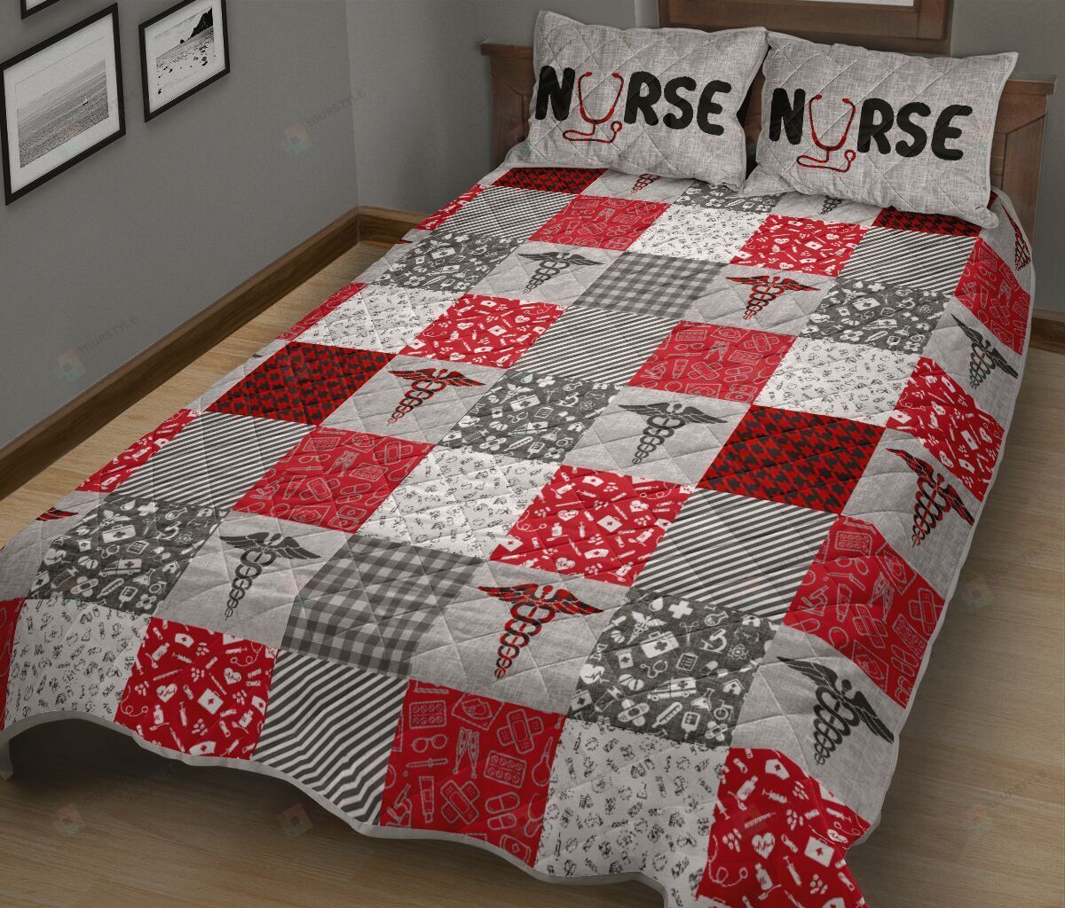 Nurse Symbol Pattern Quilt Bedding Set