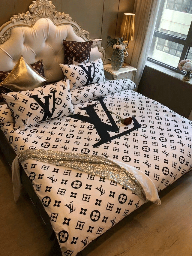 Lv Luxury Brand Lv Type 44 Bedding Sets Quilt Sets