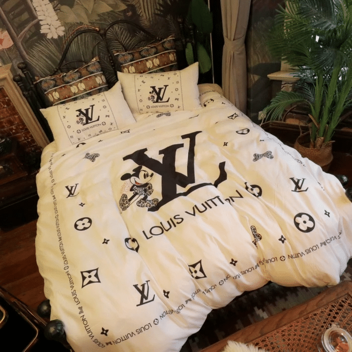 Lv Luxury Brand Lv Type 15 Bedding Sets Quilt Sets