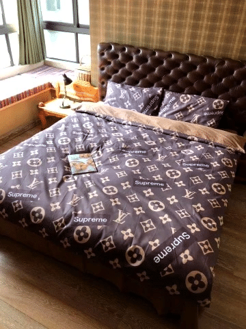 Lv Luxury Brand Lv Type 180 Bedding Sets Quilt Sets