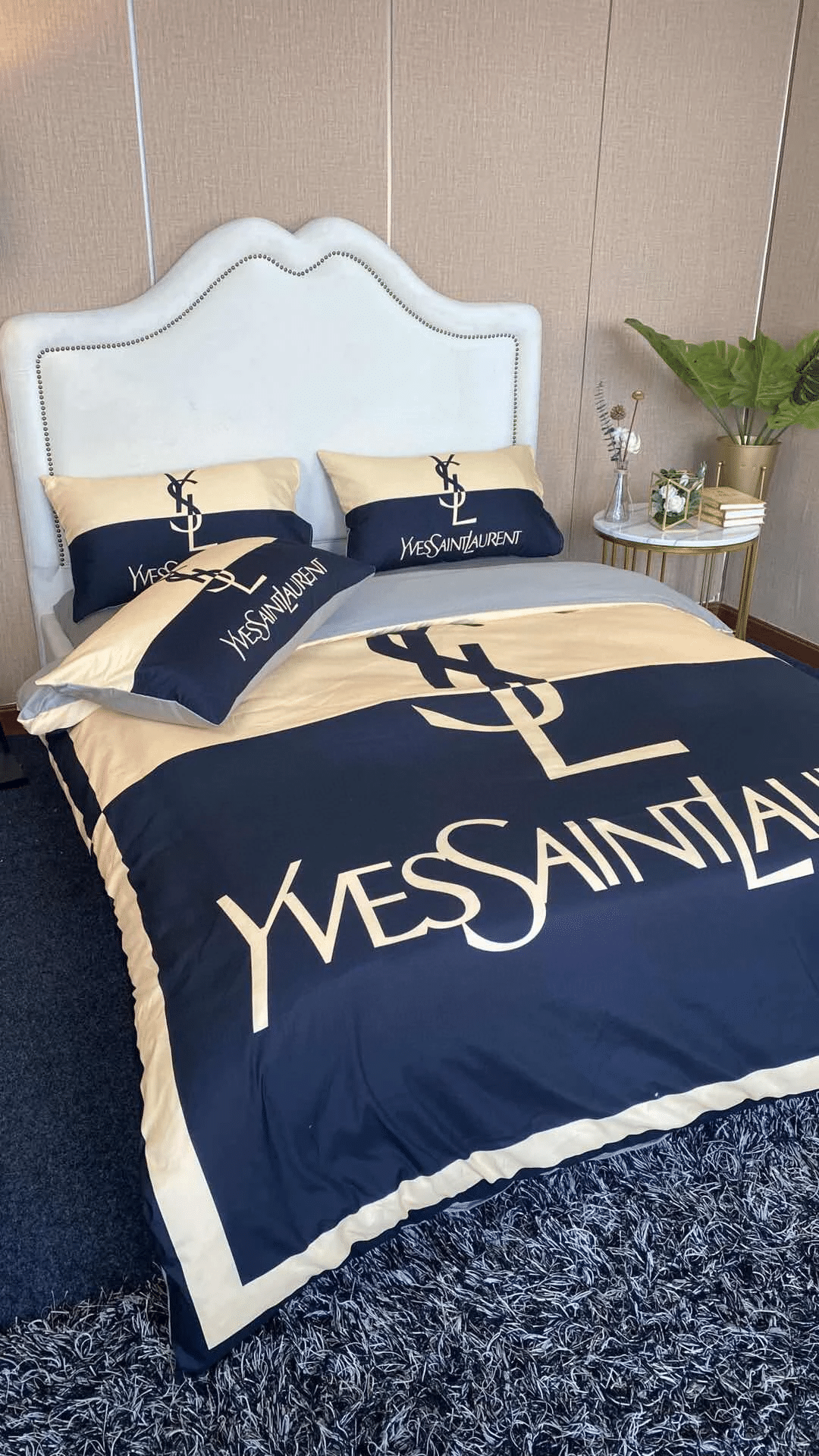 Ysl Yves Saint Laurent Luxury Brand Type 09 Bedding Sets