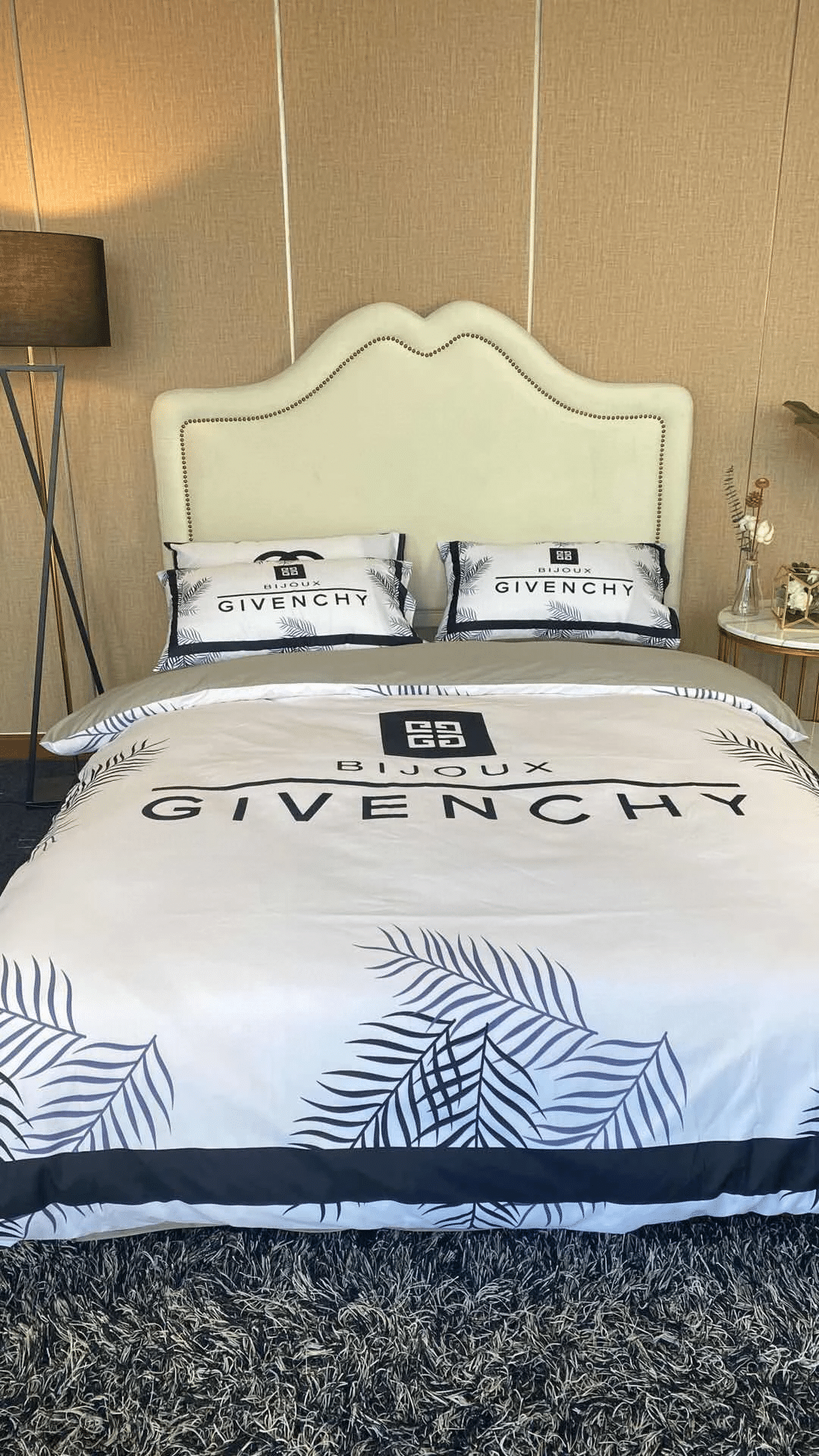 Luxury Givenchy Luxury Brand Type 16 Bedding Sets Quilt Sets