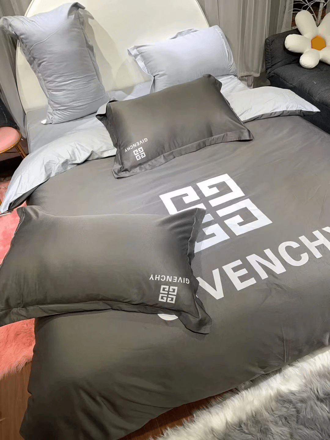 Luxury Givenchy Luxury Brand Type 04 Bedding Sets Quilt Sets