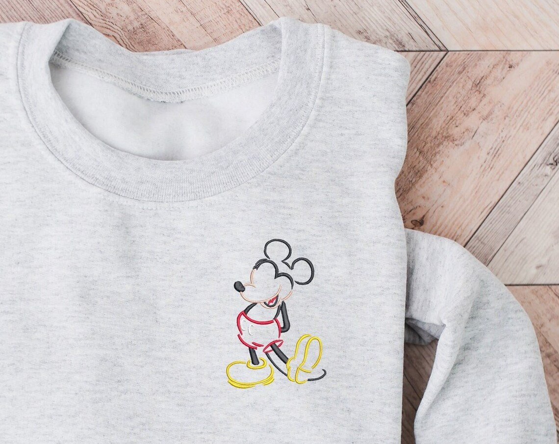 Mickey Mouse Embroidered Crewneck Disney World Embroidered Sweatshirt Disney Crewneck Disney Mickey Pull Over Crewneck