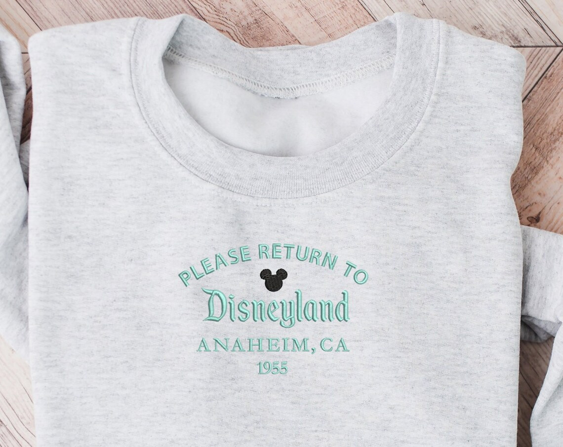 Return To Disneyland Embroidered Crewneck Disneyland Embroidered Sweatshirt Return To Disney Crewneck Disney Pull Over Crewneck