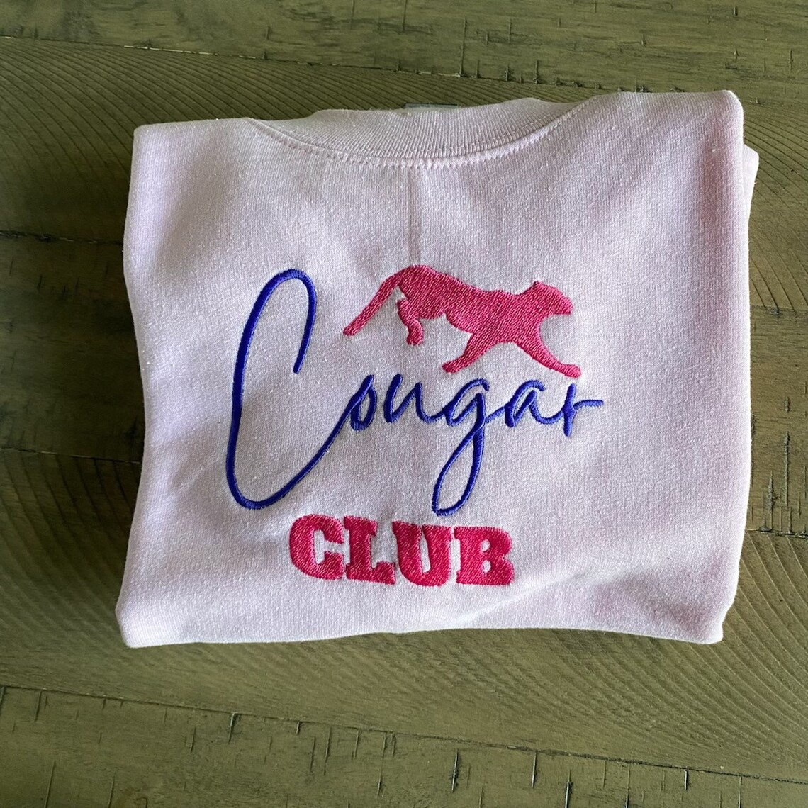 Cougar Club Embroidered Crewneck Milf Vintage Sweatshirt Trendy Crewneck