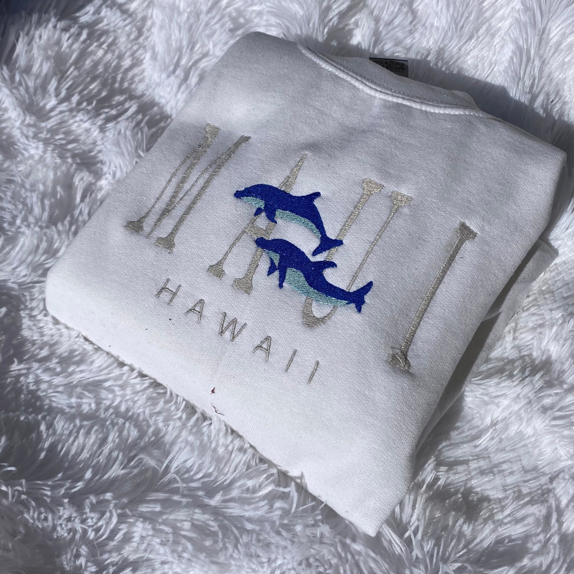 Maui Hawaii Embroidered Crewneck Cute Vintage Sweatshirt Trendy Crewneck