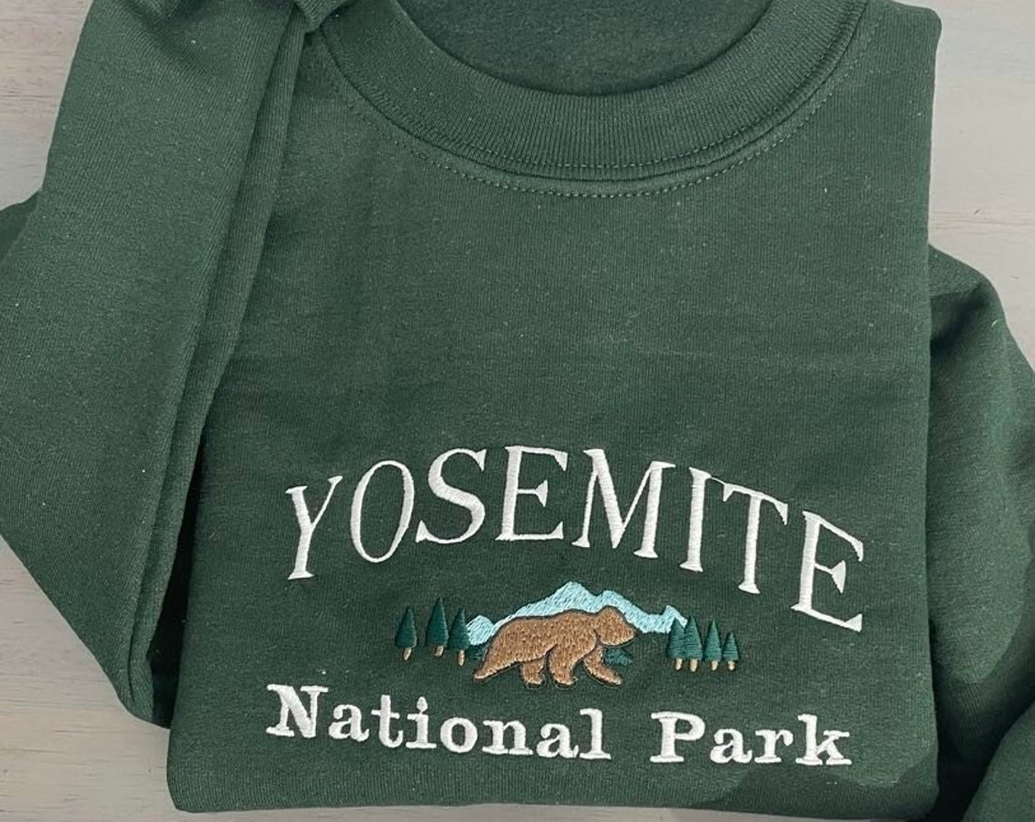 Yosemite Embroidered Sweatshirt Vintage Yosemite Embroidered Crewneck Yosemite California Sierra Nevada Trending Vintage Sweatshirts