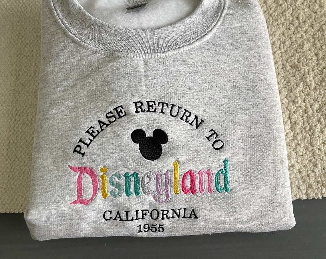 Disneyyland Embroidered Sweatshirt