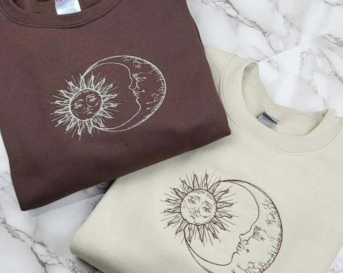 Sun And Moon Embroidered Crewneck Sweatshirt Vintage Retro Boho Aesthetic Oversize Sweatshirt Unisex