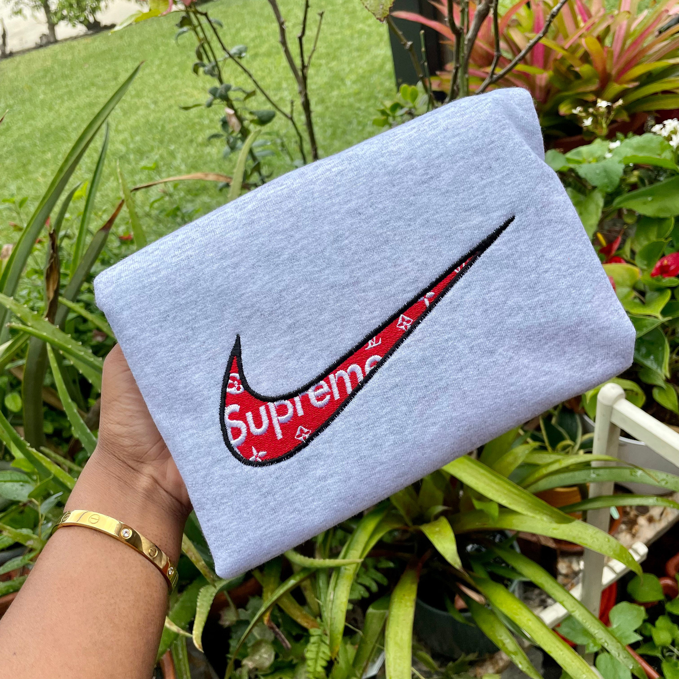 Supreme Designet Inspired Sweatshirt