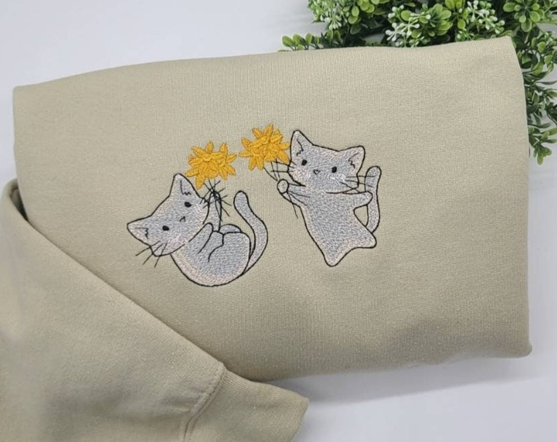 Cute Cats Sweatshirt Cats Lovers Embroidered Sweatshirt Cat Embroidered Sweatshirt