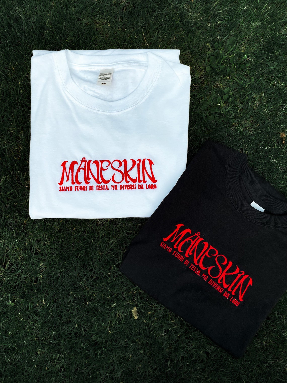 Mneskin T-Shirt Handmade Embroidery White Or Black Unisex