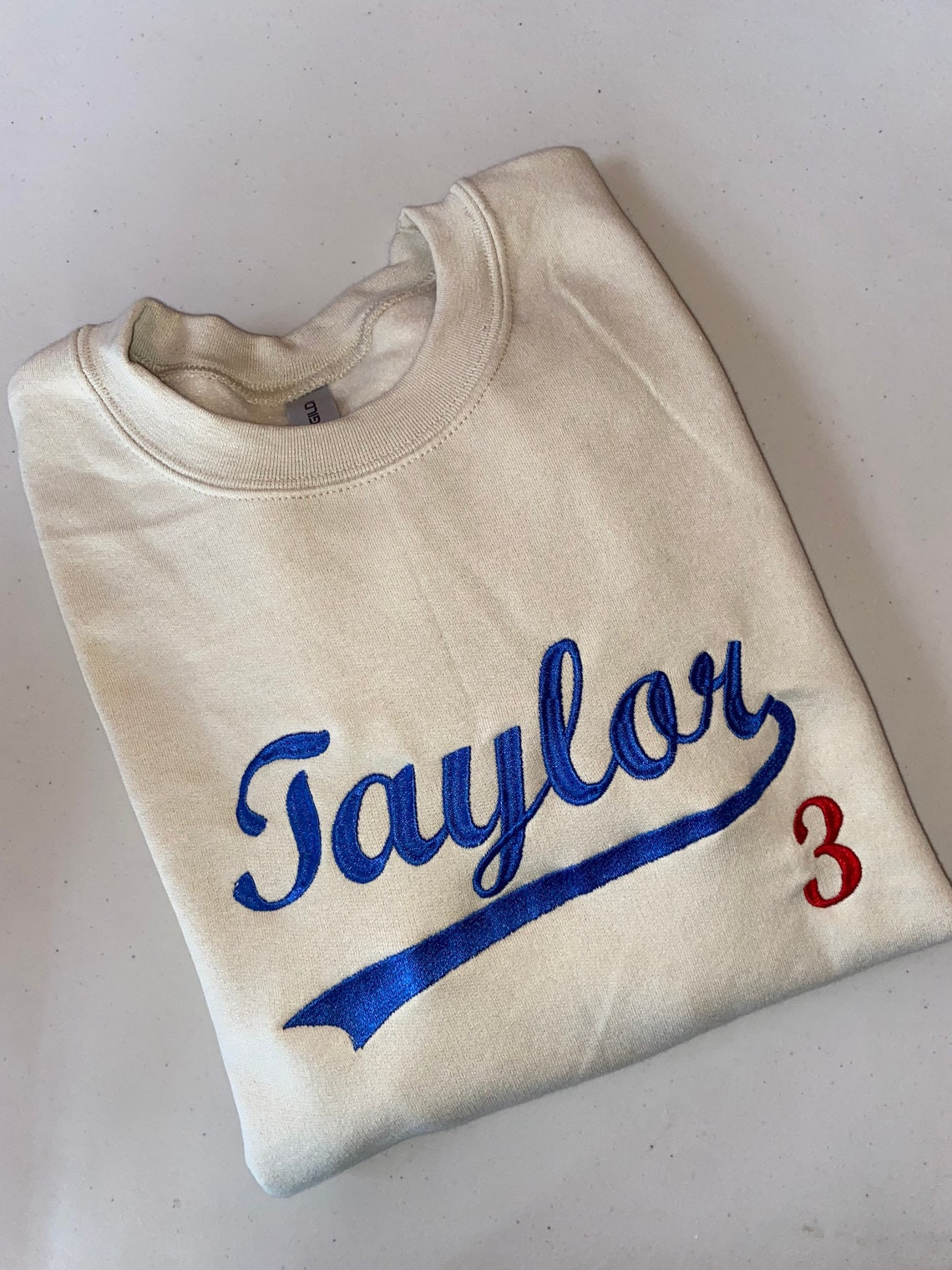 Chris Taylor Embroidered Sweatshirt Dodgers Crewneck Taylor Dodgers Apparel Baseball Dodgers Embroidery Los Angeles Dodgers Apparel