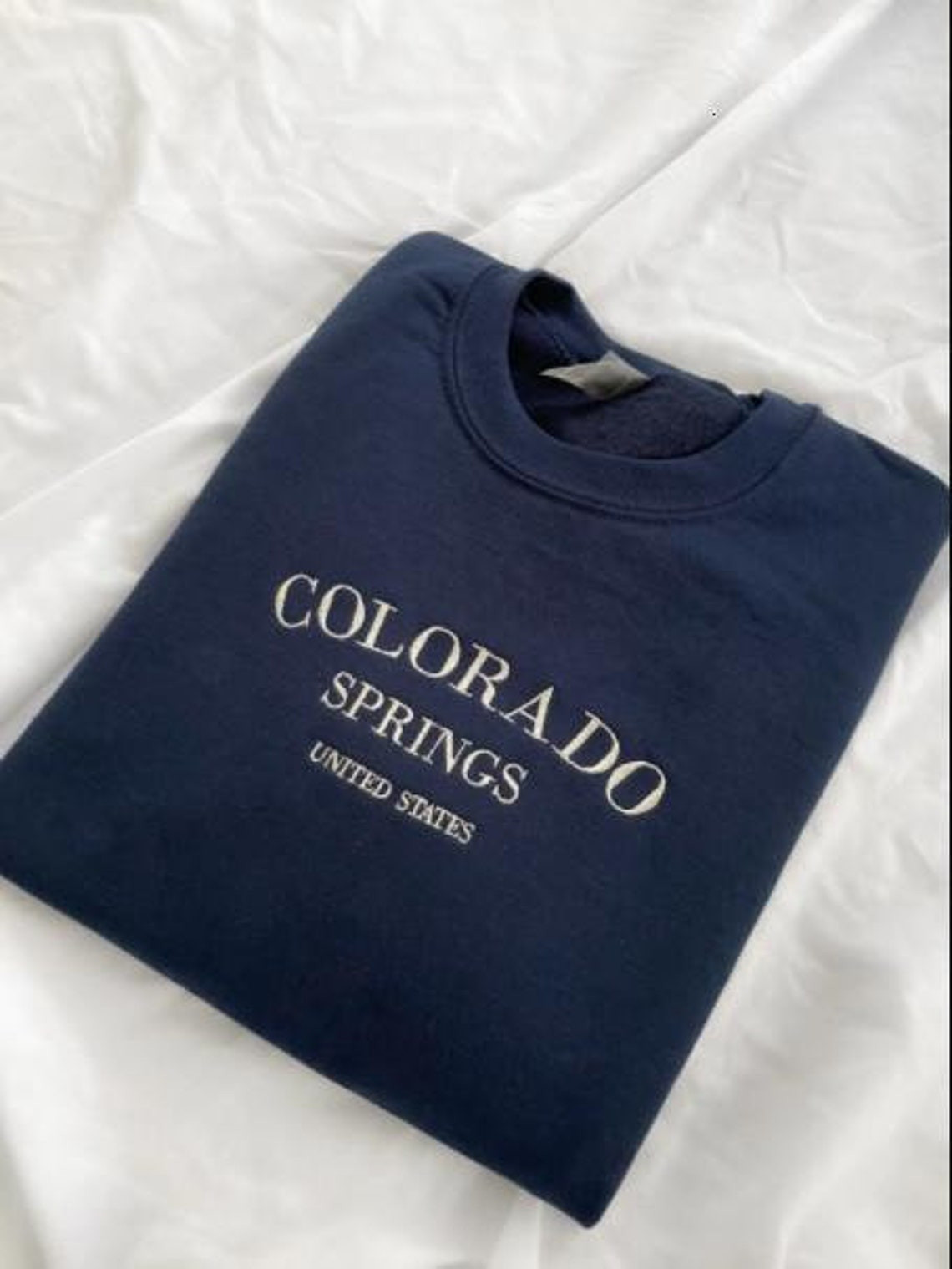 Embroidered Colorado Springs crew Colorado Embroidered Sweatshirt Colorado vintage sweatshirt Colorado Mountain Sweatshirt