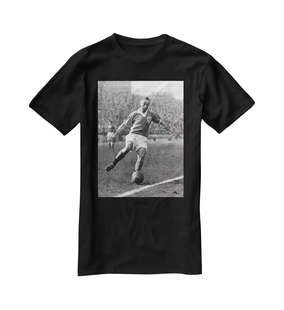 Stanley Matthews playing football T-Shirt