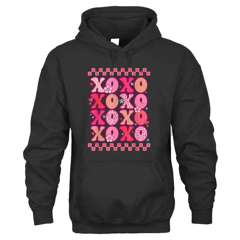 Hugs And Kisses Happy Valentines Day Xoxo Retro Leopard T-Shirt Unisex