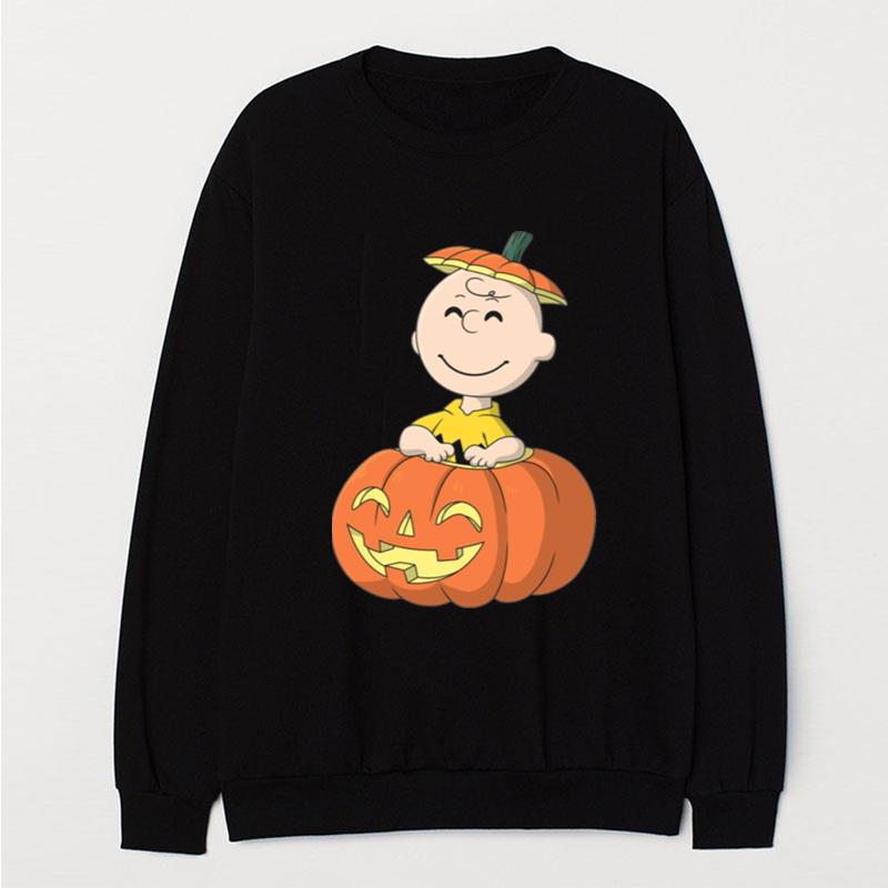 Pumpkin Patch Charlie Brown Funny Vintage Charlie Brown Halloween T-Shirt Unisex