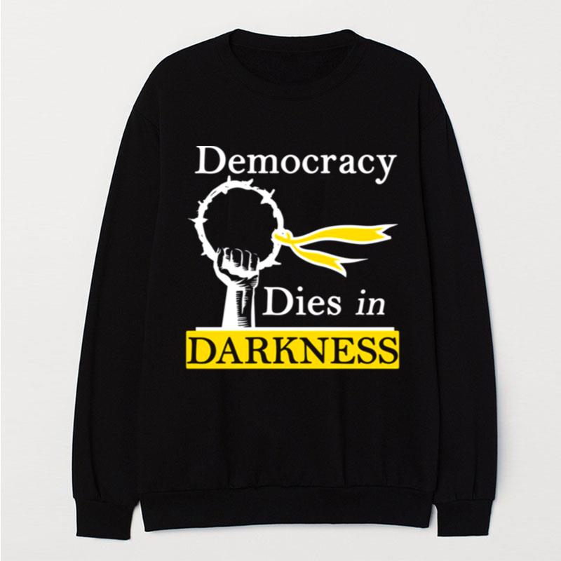 Democracy Dies In Darkness The Washington Pos T-Shirt Unisex