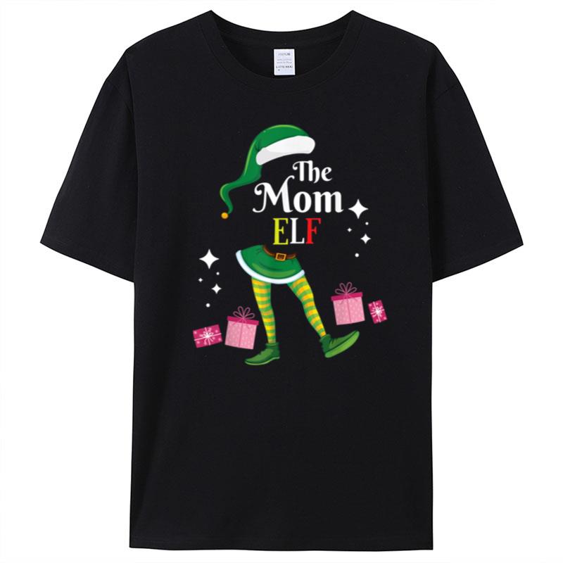 Elf Dancing With Snow Presents Merry Christmas The Mom Elf T-Shirt Unisex