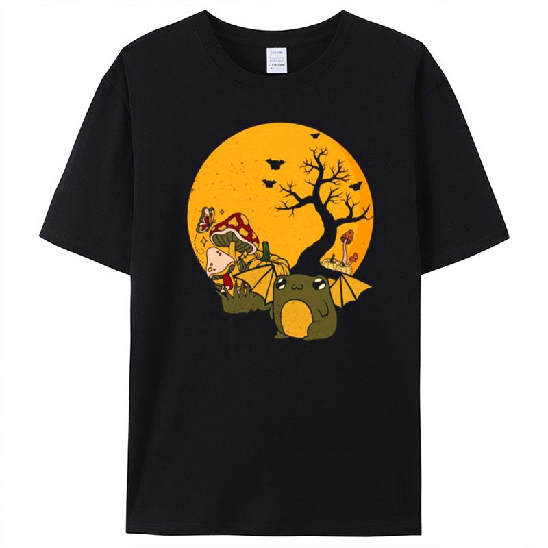 Frog Bat Cottagecore Aesthetic Halloween Mushroom Pumpkin T-Shirt Unisex