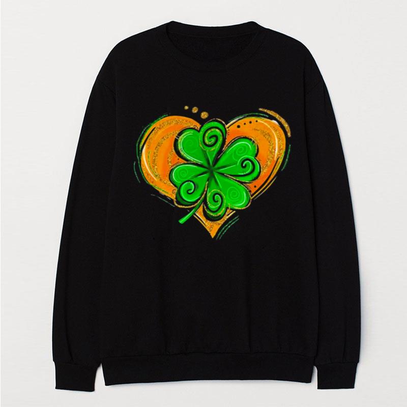 Lucky Shamrock Heart Love Irish Clover St.Patrick's Day Shamrock T-Shirt Unisex