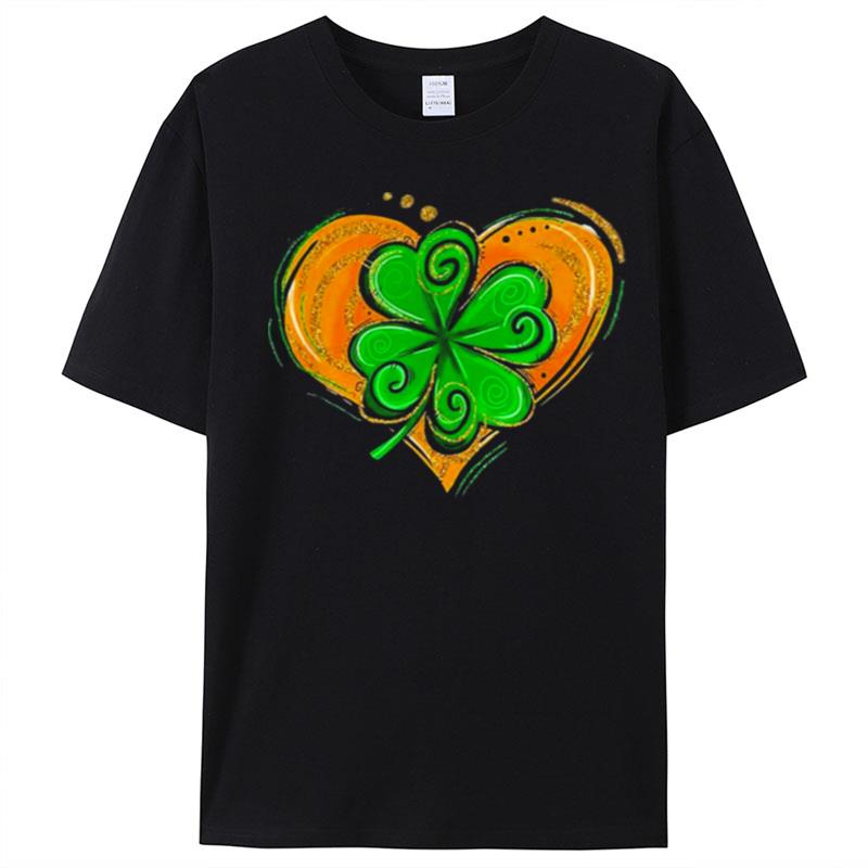 Lucky Shamrock Heart Love Irish Clover St.Patrick's Day Shamrock T-Shirt Unisex